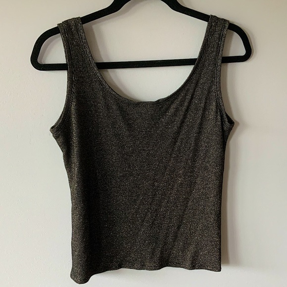 Black + Gold Sleeveless Top - Picture 4 of 10
